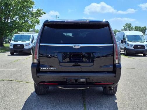 2016 Cadillac Escalade Premium