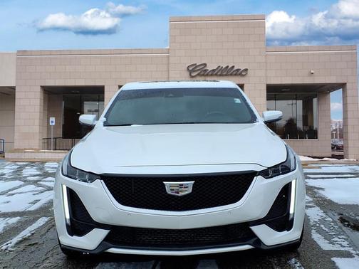 2022 Cadillac CT5 Sport