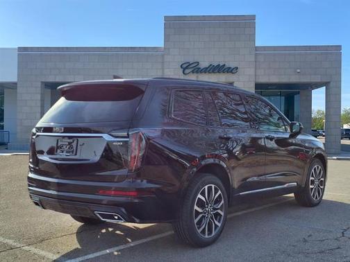 2025 Cadillac XT6 Sport AWD