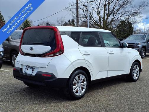 Snow White Pearl 2020 Kia Soul LX