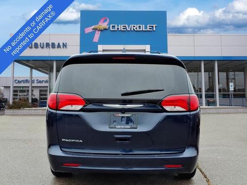 2017 Chrysler Pacifica Touring