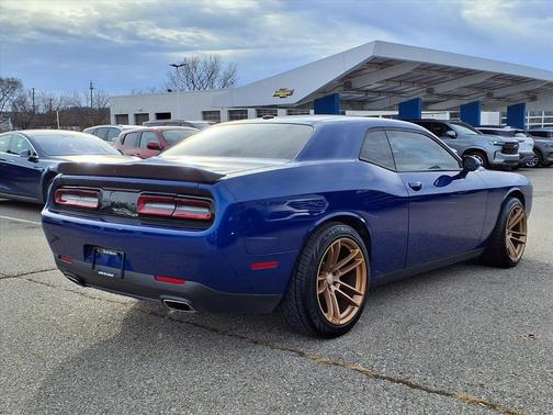 2020 Dodge Challenger SXT