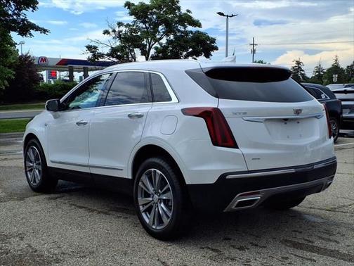 2025 Cadillac XT5 Premium Luxury