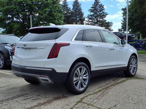 2025 Cadillac XT5 Premium Luxury