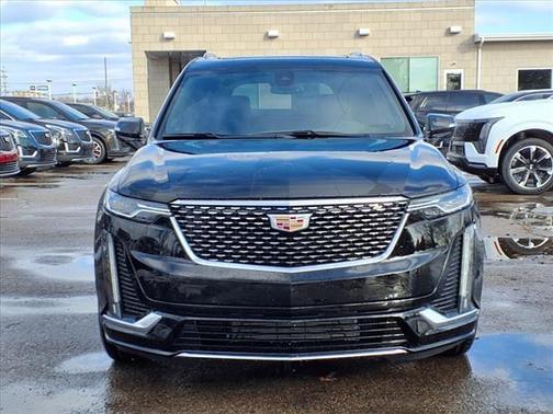 2025 Cadillac XT6 Premium Luxury AWD