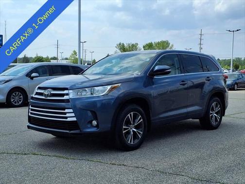 2017 Toyota Highlander LE