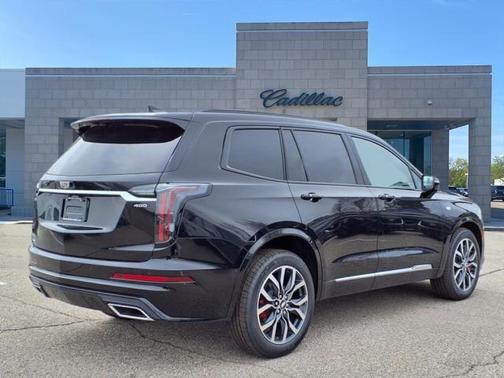 2025 Cadillac XT6 Sport AWD