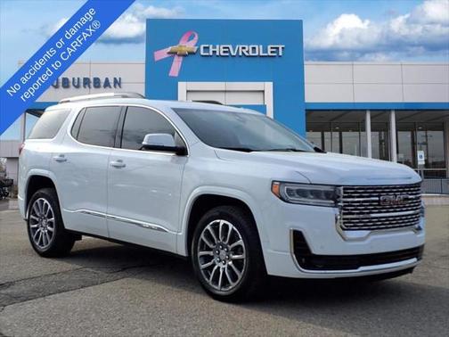 2023 GMC Acadia Denali