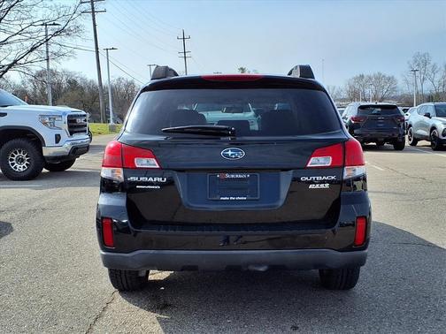 Crystal Black Silica 2013 Subaru Outback 2.5i Premium