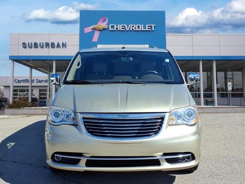 2011 Chrysler Town & Country Limited