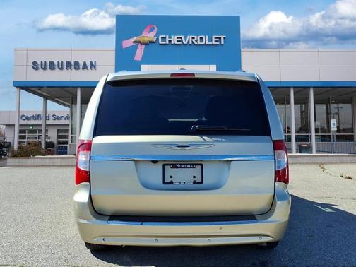 2011 Chrysler Town & Country Limited