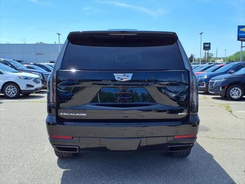 2025 Cadillac Escalade Sport