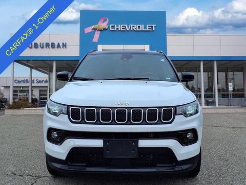 Bright White Clearcoat 2024 Jeep Compass Limited