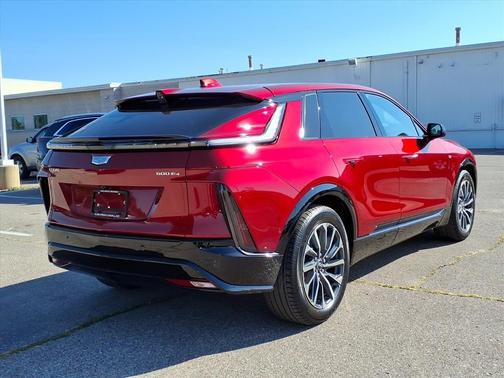 2026 Cadillac LYRIQ Sport