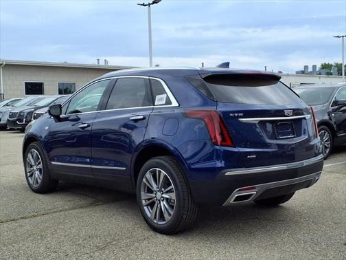 2025 Cadillac XT5 Premium Luxury