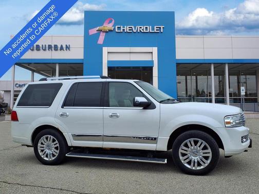 2014 Lincoln Navigator Base