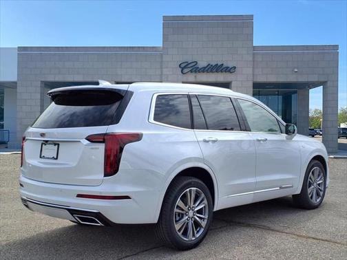 2025 Cadillac XT6 Premium Luxury AWD