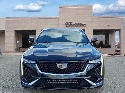 2023 Cadillac CT4 Sport