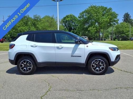 2025 Jeep Compass Trailhawk