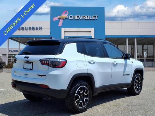 2025 Jeep Compass Trailhawk