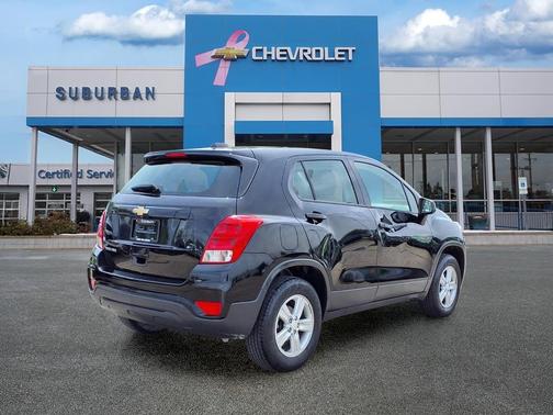 Mosaic Black Metallic 2019 Chevrolet Trax LS