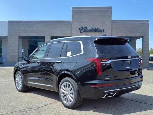 2025 Cadillac XT6 Premium Luxury AWD