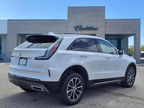 2025 Cadillac XT4 Sport