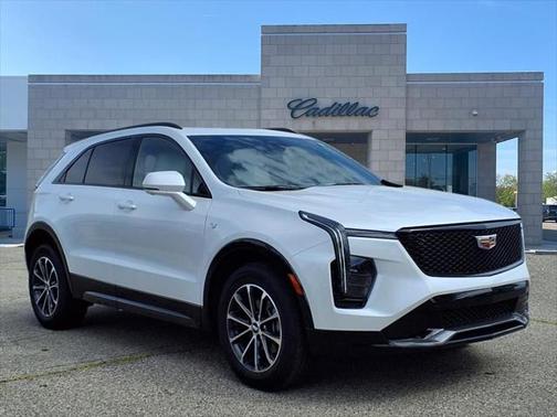 2025 Cadillac XT4 Sport