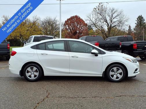 2017 Chevrolet Cruze LS
