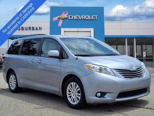 2013 Toyota Sienna XLE