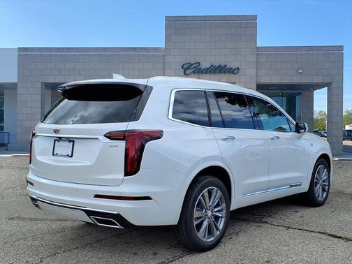 2025 Cadillac XT6 Premium Luxury AWD