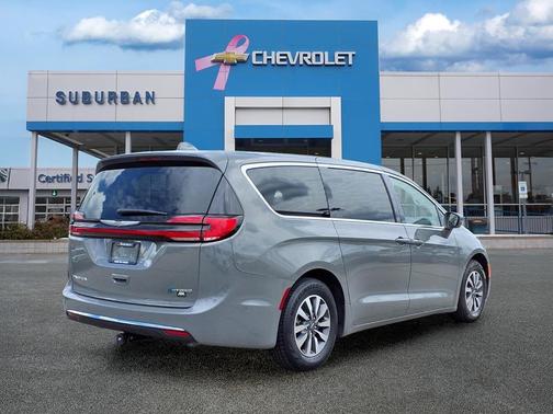 Ceramic Gray Clearcoat 2022 Chrysler Pacifica Hybrid Touring L