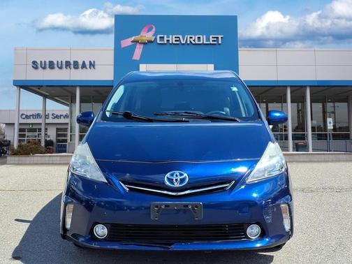 2012 Toyota Prius v Five