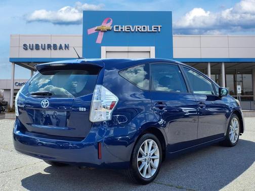 2012 Toyota Prius v Five