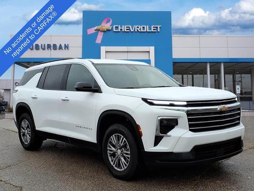 2025 Chevrolet Traverse LT
