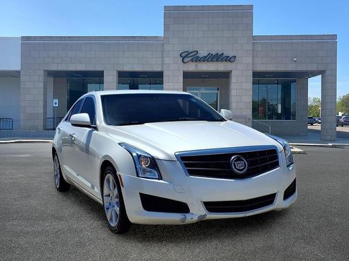 White Diamond Tricoat 2014 Cadillac ATS 2.5L