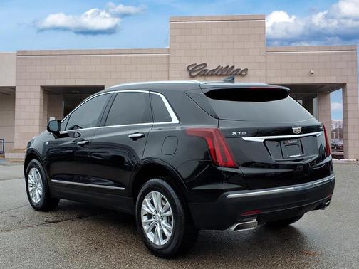2022 Cadillac XT5 Luxury