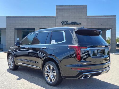 2025 Cadillac XT6 Premium Luxury AWD
