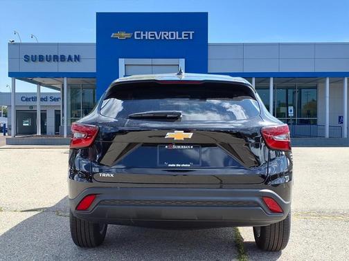 2025 Chevrolet Trax LS