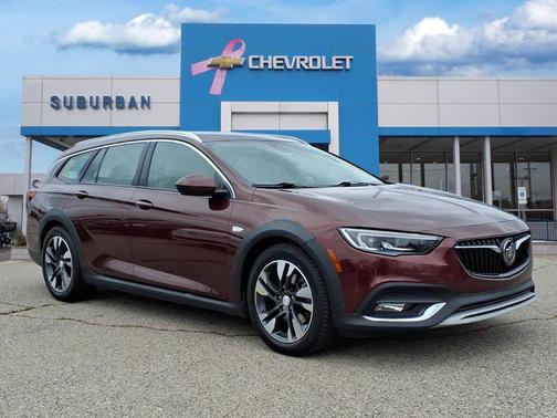 2018 Buick Regal TourX Essence