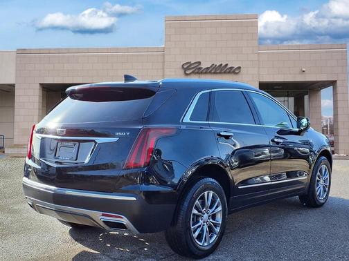 2023 Cadillac XT5 Premium Luxury
