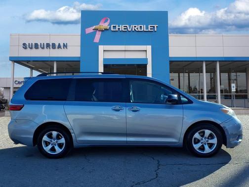 2016 Toyota Sienna SE