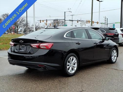 2022 Chevrolet Malibu FWD LT