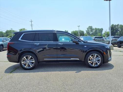 2024 Cadillac XT6 Premium Luxury AWD
