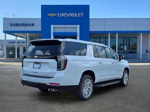 Polar White Tricoat 2026 Chevrolet Suburban Premier