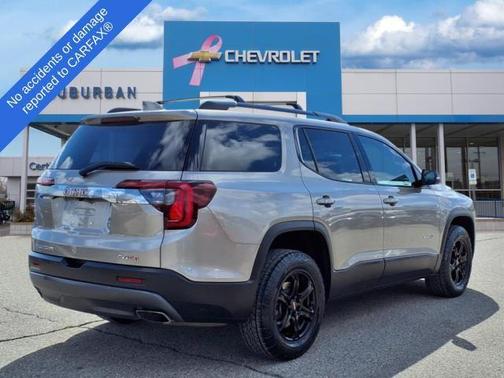 2022 GMC Acadia AWD AT4
