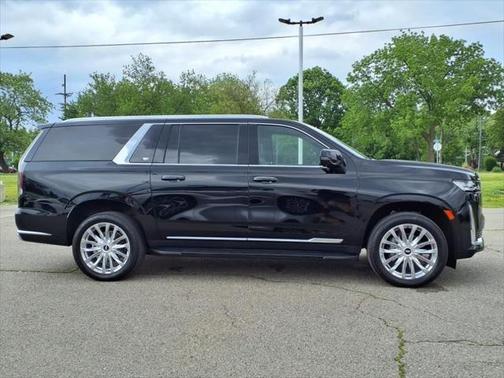 2023 Cadillac Escalade ESV Premium Luxury