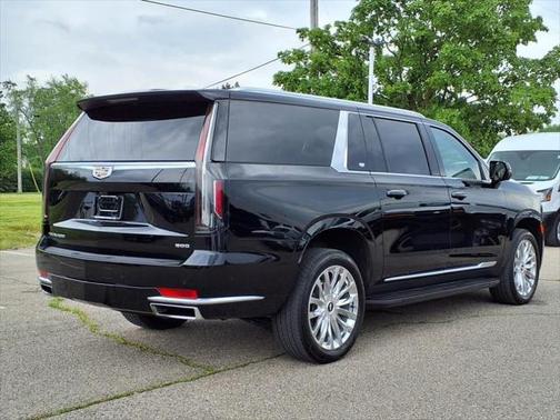 2023 Cadillac Escalade ESV Premium Luxury