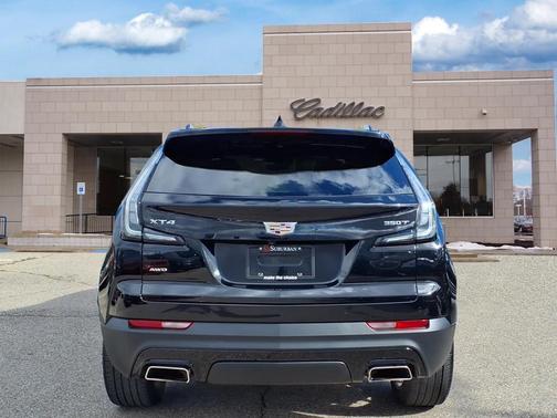 2023 Cadillac XT4 Sport
