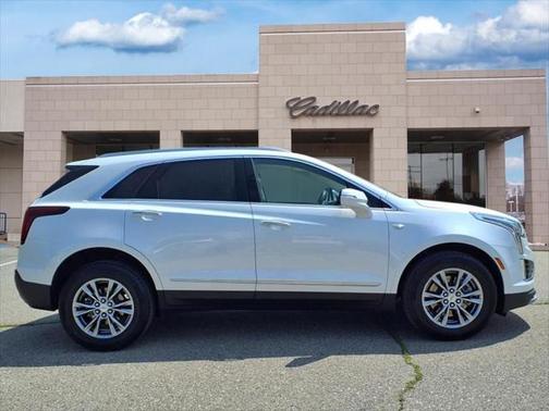 2022 Cadillac XT5 Premium Luxury